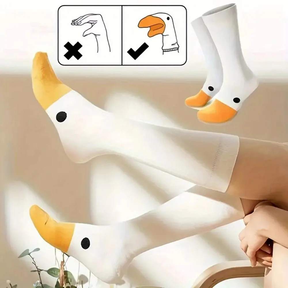 1 Pair Cartoon Women Socks Fashionable And Versatile Cute Design Funny Goose Breathable Soft Comfortable Women Casual