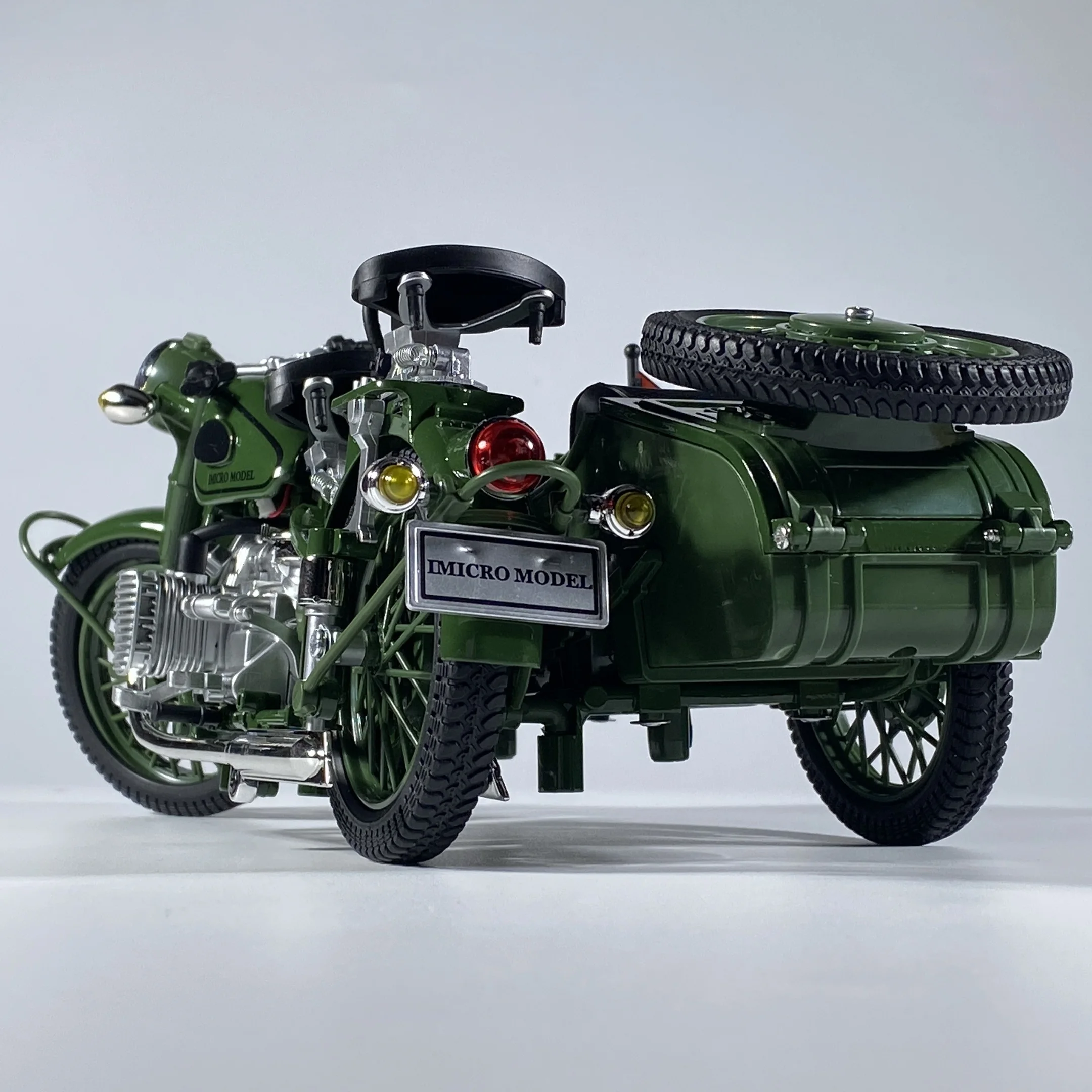 1:10 Ural M72 USSR Sidecar Motorcycle Alloy Metal Diecast Model Motorcycle Auto Sales Store Front Desk Display 1:10 Ural M72 USSR Sidecar Motorcycle Alloy Metal Diecast Model Motorcycle Auto Sales Store Front Desk Display