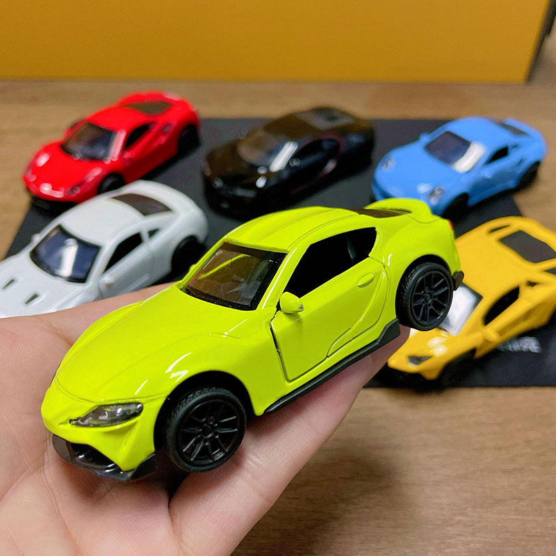 1:43 Diecast Alloy Car Model Metal Pull Back Simulation Car Toy Boy Sports Car Ornament with to Open the Door gift car