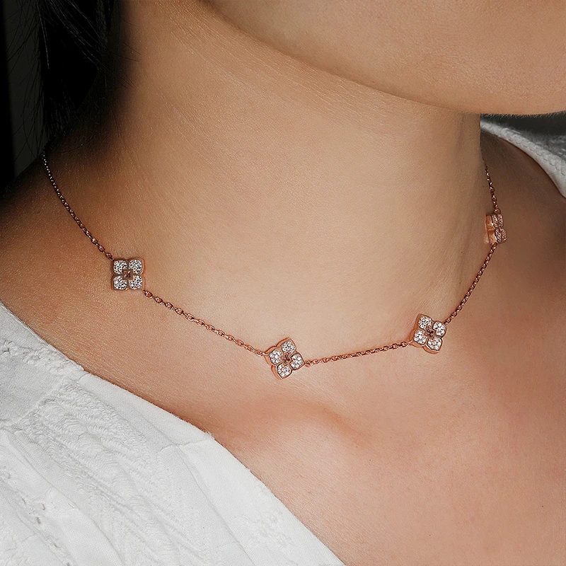 18k Plated Flower Moissanite Choker Necklace for Women Girls Neck Chain Sparkling 925 Sterling Silver Jewelry Pendant 18k Plated Flower Moissanite Choker Necklace for Women Girls Neck Chain Sparkling 925 Sterling Silver Jewelry Pendant