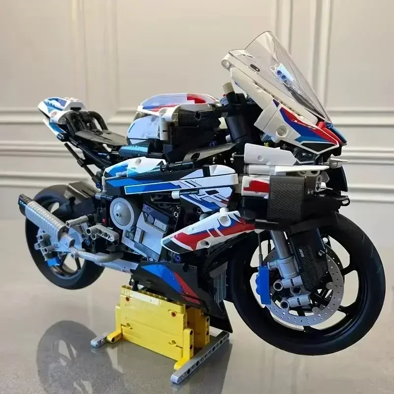 1920pcs Motorcycle Building Bocks Simulation Motorcycle Model Decoration Assembly Model Difficult Toy Boy Educational
