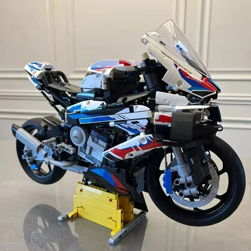 1920pcs Motorcycle Building Bocks Simulation Motorcycle Model Decoration Assembly Model Difficult Toy Boy Educational 1920pcs Motorcycle Building Bocks Simulation Motorcycle Model Decoration Assembly Model Difficult Toy Boy Educational