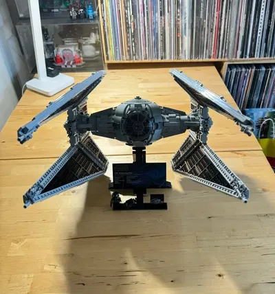 1931pcs Spaceship MOC TIE Interceptors Building Blocks Modified from Imperial Fighters Model DIY Assembly Bricks Toys