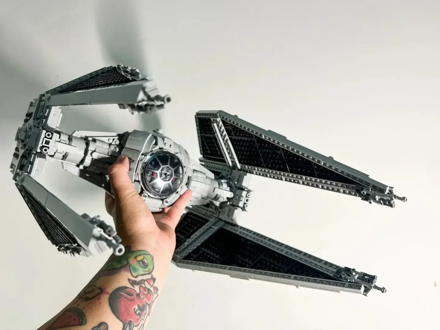 1931pcs Spaceship MOC TIE Interceptors Building Blocks Modified from Imperial Fighters Model DIY Assembly Bricks Toys