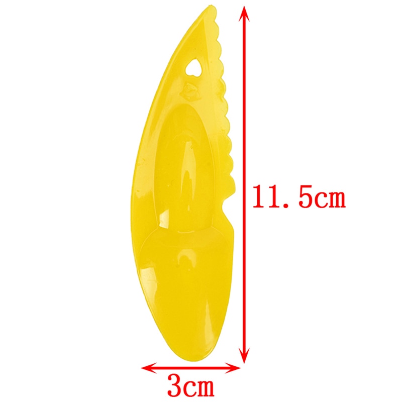 2 in 1 Plastic Kiwi Fruit Cutters (3pcs) 2 in 1 Plastic Kiwi Fruit Cutters (3pcs)