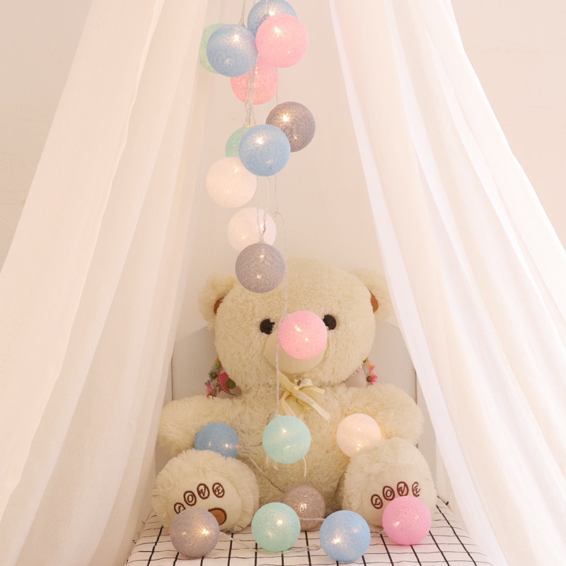 20 LED Cotton Ball String Lights 20 LED Cotton Ball String Lights