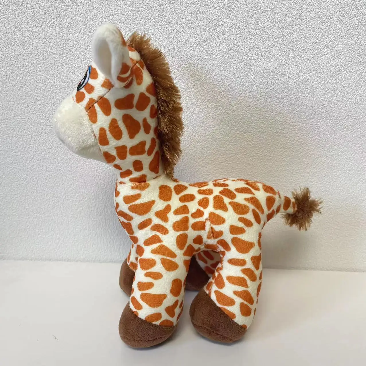 21cm Real Life Giraffe Plush Cute Stuffed Animal Soft Simulation Giraffe Doll Christmas Birthday Gift Kids Toy 21cm Real Life Giraffe Plush Cute Stuffed Animal Soft Simulation Giraffe Doll Christmas Birthday Gift Kids Toy