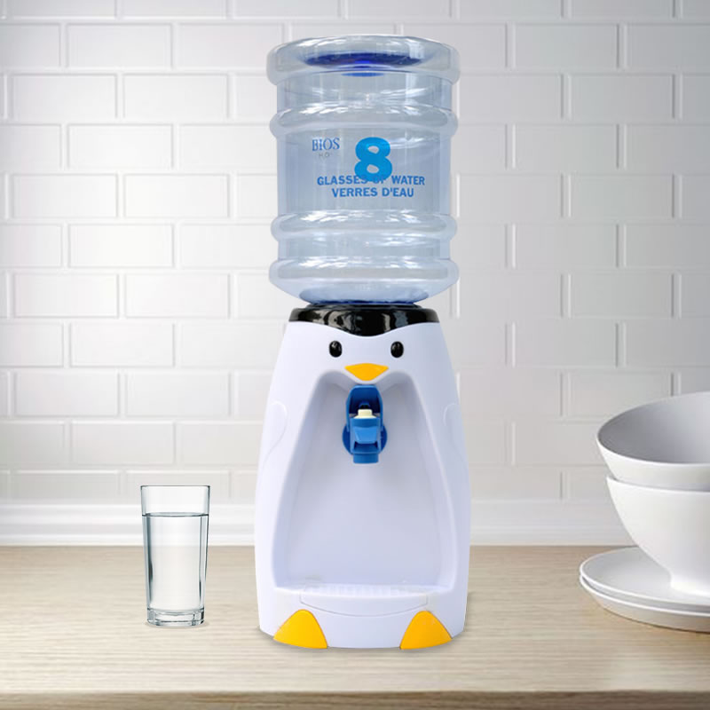 2.5L Portable Penguin Water Dispenser 2.5L Portable Penguin Water Dispenser