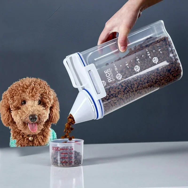 2kg Dog Cat Food Pail Plastic Storage Tank with Measuring Cup Container Moisture-proof Sealed Jar Pet Supplies 2kg Dog Cat Food Pail Plastic Storage Tank with Measuring Cup Container Moisture-proof Sealed Jar Pet Supplies