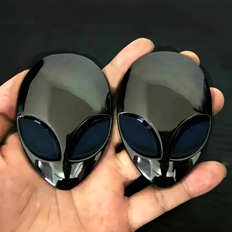 2pcs Alien Alienware Head Auto Heck Emblem Badge Sticker Decal car Fender Auto 3D For all car Bike Motobike