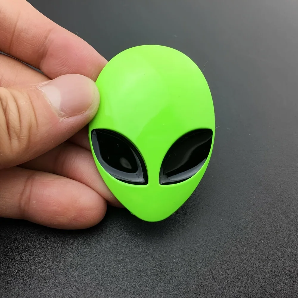 2pcs Alien Alienware Head Auto Heck Emblem Badge Sticker Decal car Fender Auto 3D For all car Bike Motobike