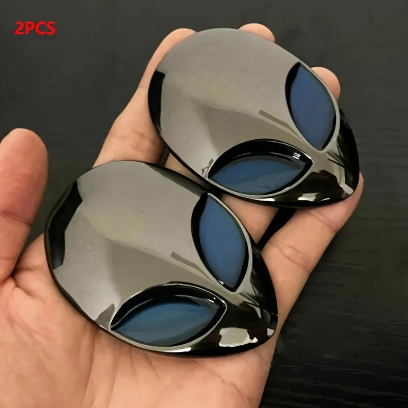2pcs Alien Alienware Head Auto Heck Emblem Badge Sticker Decal car Fender Auto 3D For all car Bike Motobike