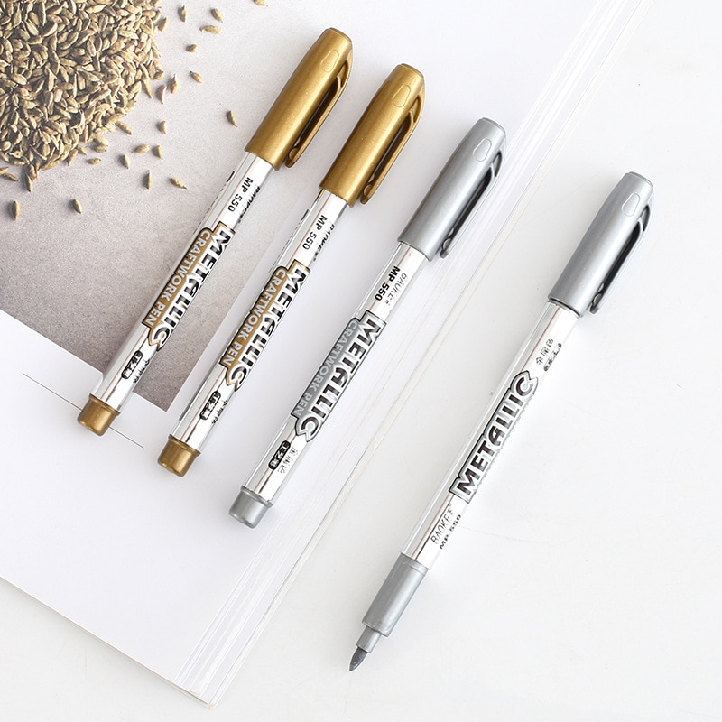 2pcs Metallic Sharpie Markers 2pcs Metallic Sharpie Markers