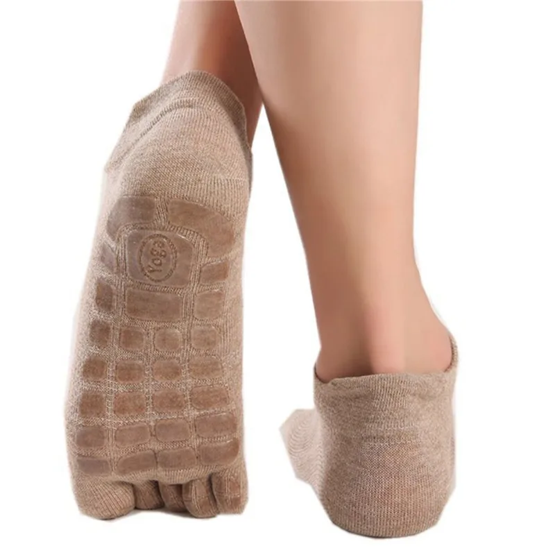 3 Pairs Winter Thick Five-Fingers Socks Warm Non-Slip Fitness Toe Socks Low Calf Slipper Floor Wear for Indoor Comfort
