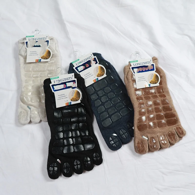 3 Pairs Winter Thick Five-Fingers Socks Warm Non-Slip Fitness Toe Socks Low Calf Slipper Floor Wear for Indoor Comfort