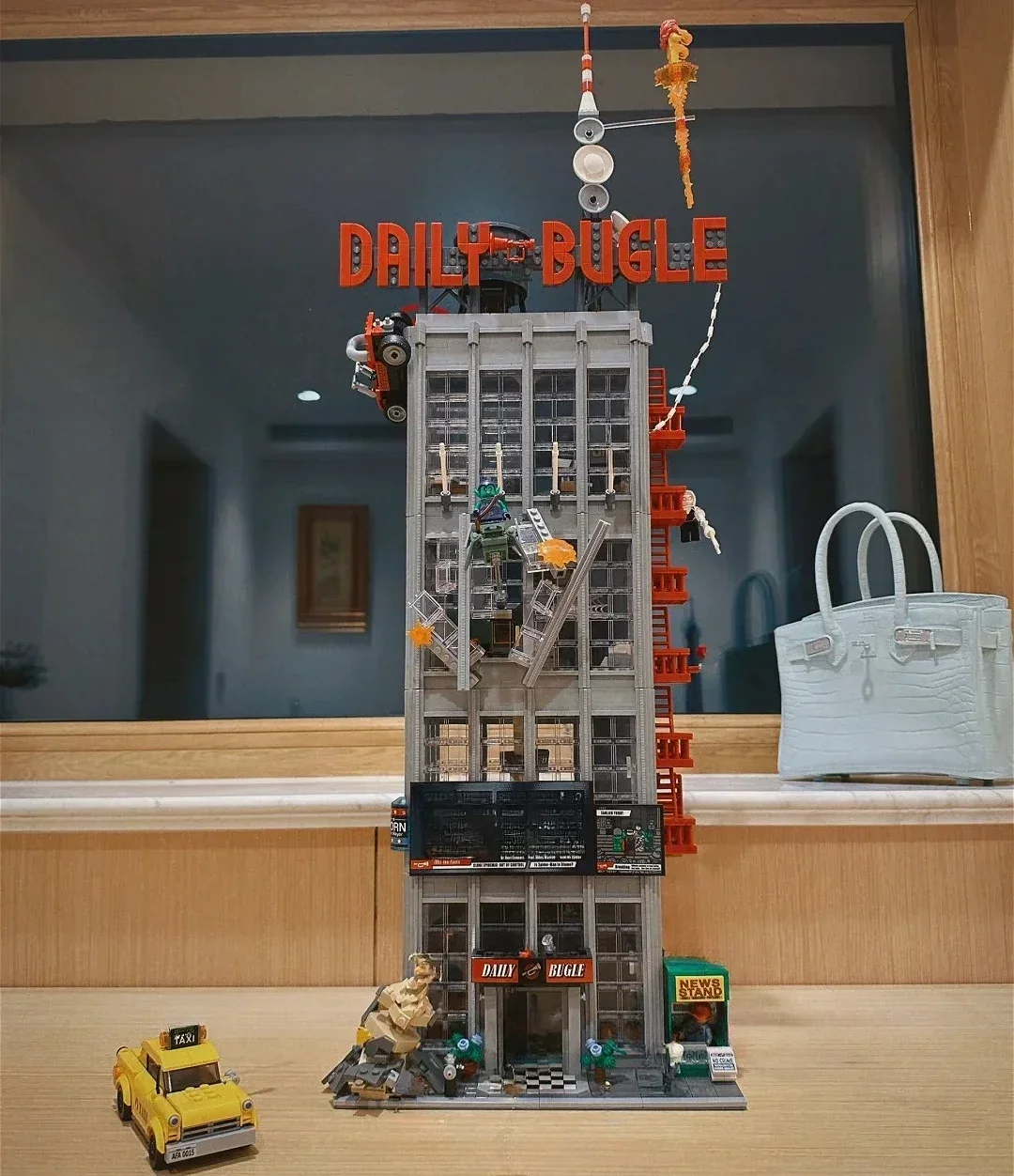 3722pcs Newspaper Office Building Building Blocks Anniversary Set Compatible With Legoed Particles Suitable For