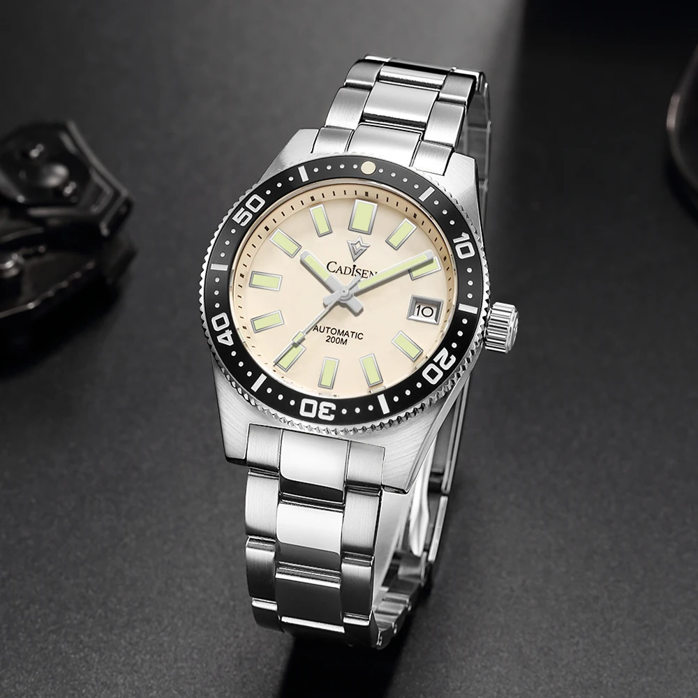 38mm Diver Mens Watch Japan NH35A Automatic Mechanical Sapphire Glass Date Luminous 200M Waterproof Wrist watch Men