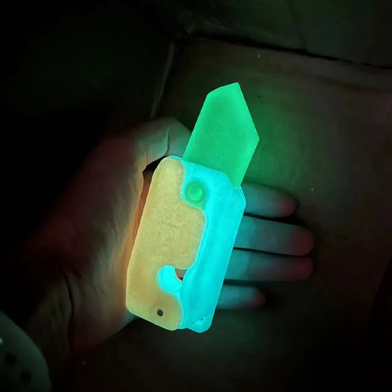 3D Carrot Gravity Knife Fidget Toys Children Decompression Push Card Small Toy 3D Printing Plastic Carrot Knife