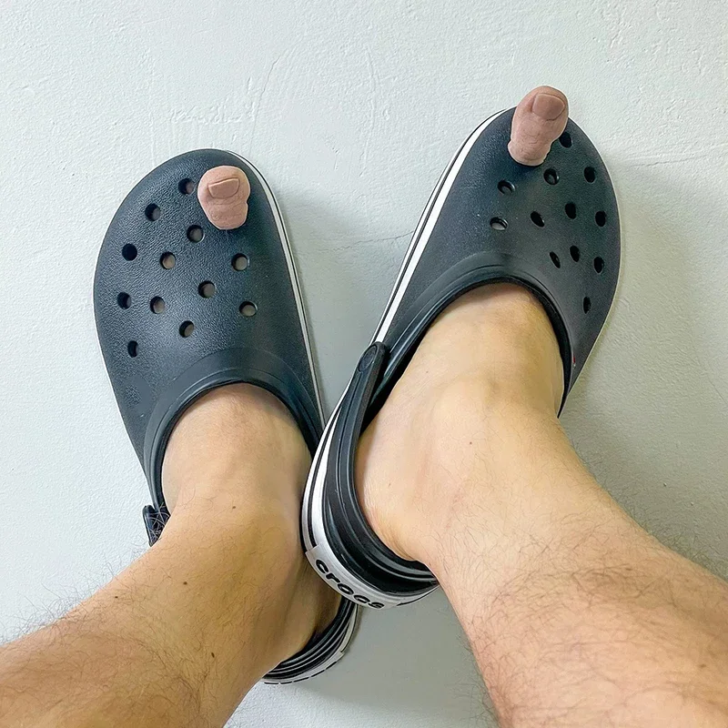3D Creative Big Toe Alligator Hanging Shoe Toe Personality Decoration Funny Crocs Decor Creative Shoe Decoration