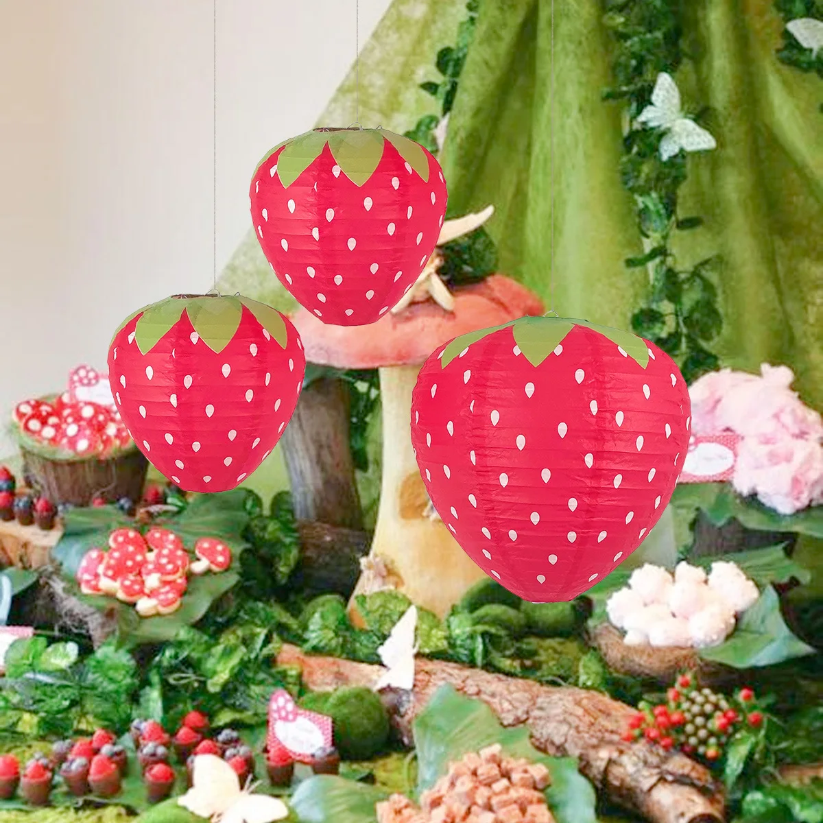 3D Hanging Strawberry Lanterns (3 pcs) 3D Hanging Strawberry Lanterns (3 pcs)