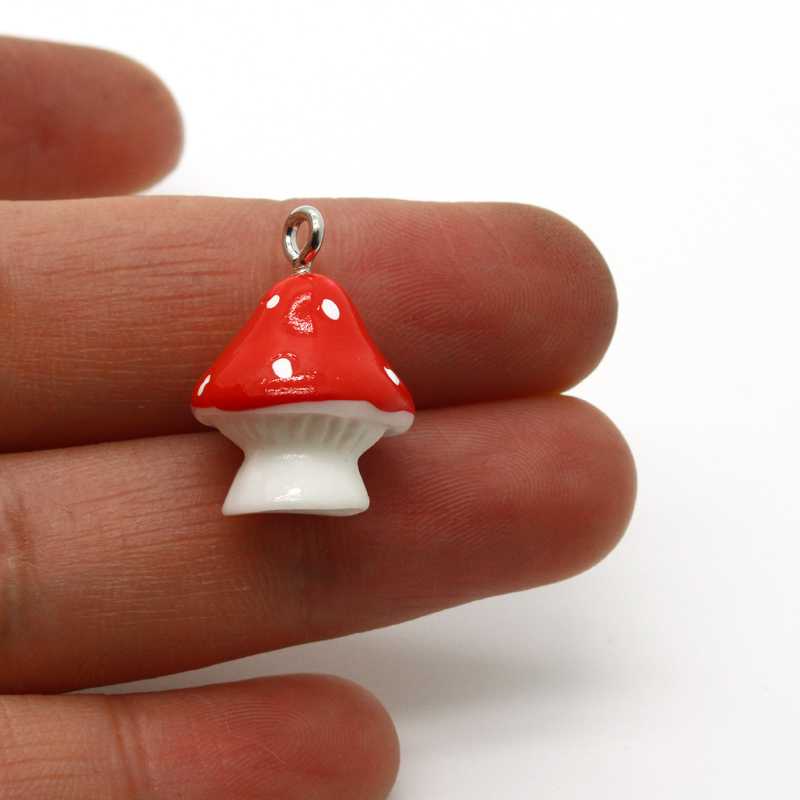 3D Resin Mushroom Charms (10pcs) 3D Resin Mushroom Charms (10pcs)