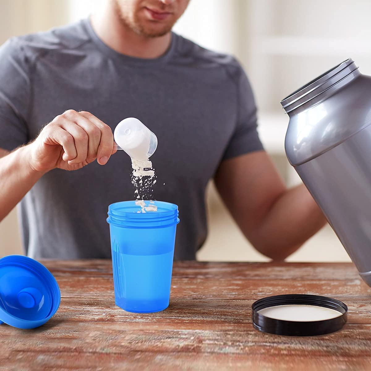 400ml Whey Protein Shaker Bottle with Whisk 400ml Whey Protein Shaker Bottle with Whisk