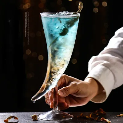 410ml High Borosilicate Horn Shape Cocktail Martini Beer Drinking Glass Cup Creative Cocktail Glasses 410ml High Borosilicate Horn Shape Cocktail Martini Beer Drinking Glass Cup Creative Cocktail Glasses