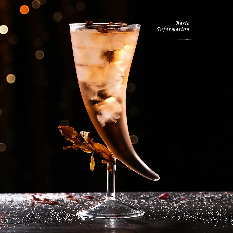 410ml High Borosilicate Horn Shape Cocktail Martini Beer Drinking Glass Cup Creative Cocktail Glasses 410ml High Borosilicate Horn Shape Cocktail Martini Beer Drinking Glass Cup Creative Cocktail Glasses