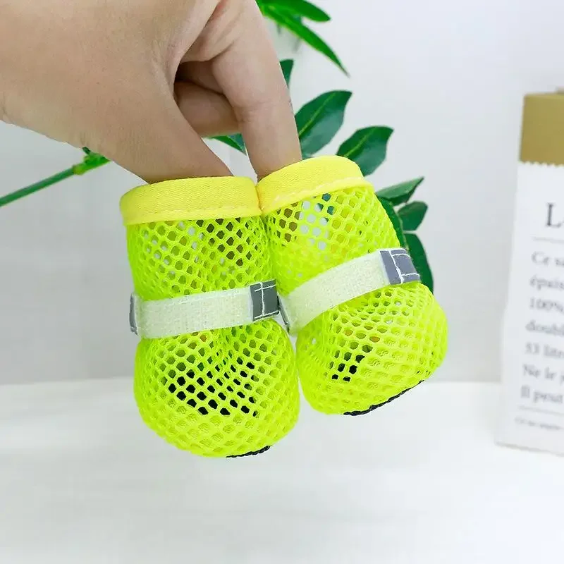 4Pcs Summer Cooling Dog Boots for Night Walks Breathable Mesh Dog Shoes with Reflective Straps & Soft Sole for Paw
