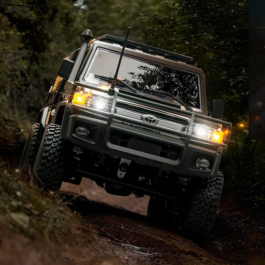 4WD off-road Climbing Vehicle 1:12 Full Scale RC Car Electric Erawler Remote ControlCar Model Toy Gifts