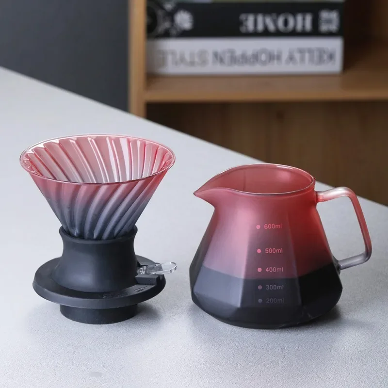 600ml Immersion Dripper Switch Glass Pour Over Coffee Maker, V-Shape Drip Coffee Dripper and Filters, Hold 3-4 Cups 600ml Immersion Dripper Switch Glass Pour Over Coffee Maker, V-Shape Drip Coffee Dripper and Filters, Hold 3-4 Cups