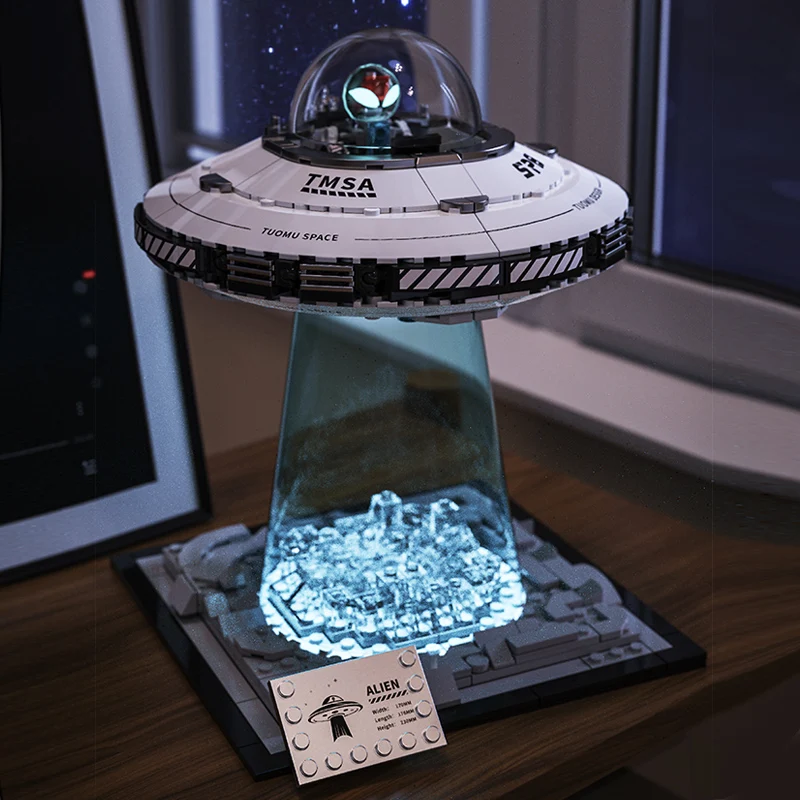 601pcs UFO Flying Saucer Building Block Alien Ship Spacecraft Astronaut Creative Assembly Ornament Puzzle Toy Boy Gift 601pcs UFO Flying Saucer Building Block Alien Ship Spacecraft Astronaut Creative Assembly Ornament Puzzle Toy Boy Gift