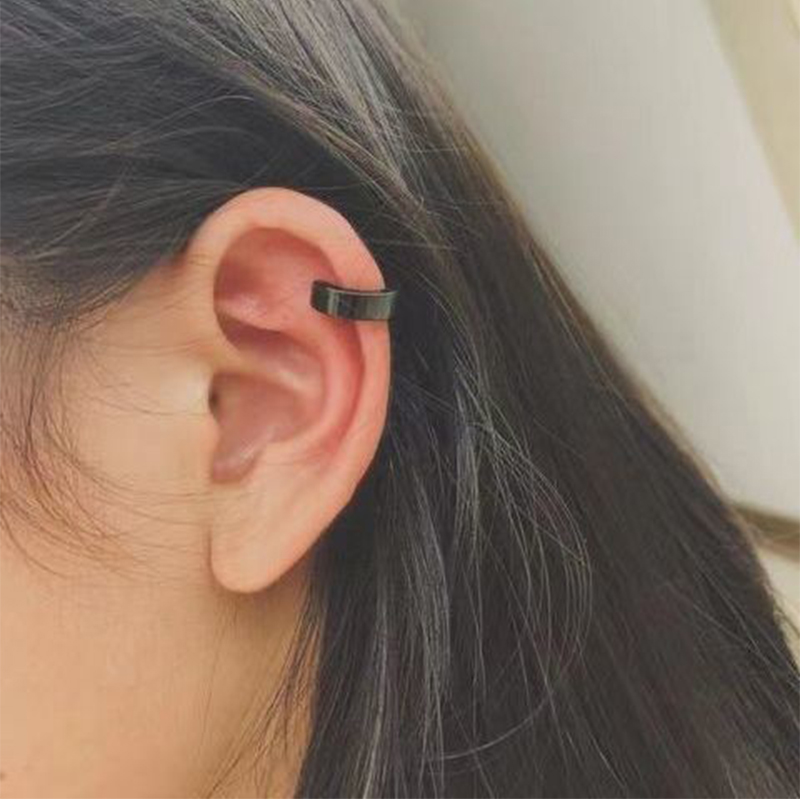 6pcs Anime Chainsaw Man Yoshida Hirofumi Cosplay Ear Clip Earrings Women Men Punk Black No Pierced Fake Ear Circle New 6pcs Anime Chainsaw Man Yoshida Hirofumi Cosplay Ear Clip Earrings Women Men Punk Black No Pierced Fake Ear Circle New