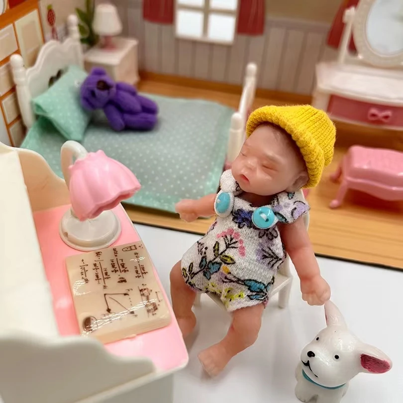 8cm Cute Mini Silicone Bebe Reborn Girl With 2 Sets Mini Outfits for Each Reborn Baby Girl Soft Touching Feeling