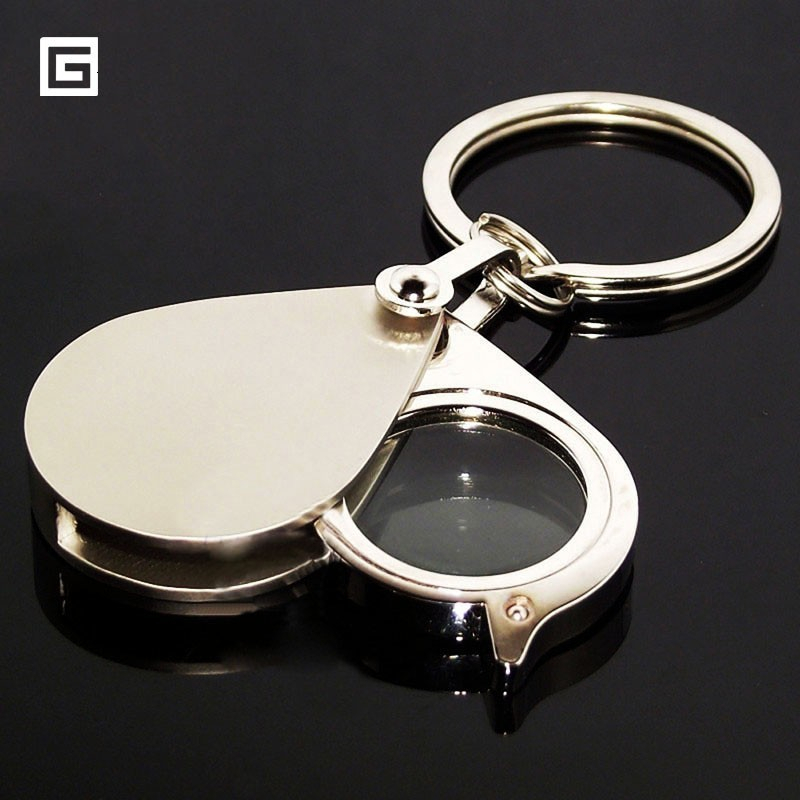 8X Folding Keychain Magnifying Glass 8X Folding Keychain Magnifying Glass