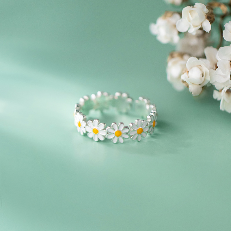 925 Silver Daisy Chain Ring 925 Silver Daisy Chain Ring