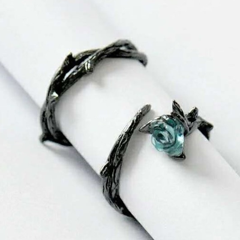 Adjustable Gothic Metal Rose Thorn Ring Adjustable Gothic Metal Rose Thorn Ring
