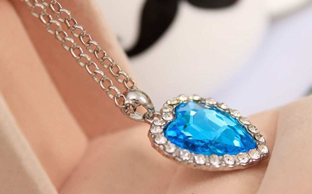 Adjustable Heart Crystal Necklace Adjustable Heart Crystal Necklace