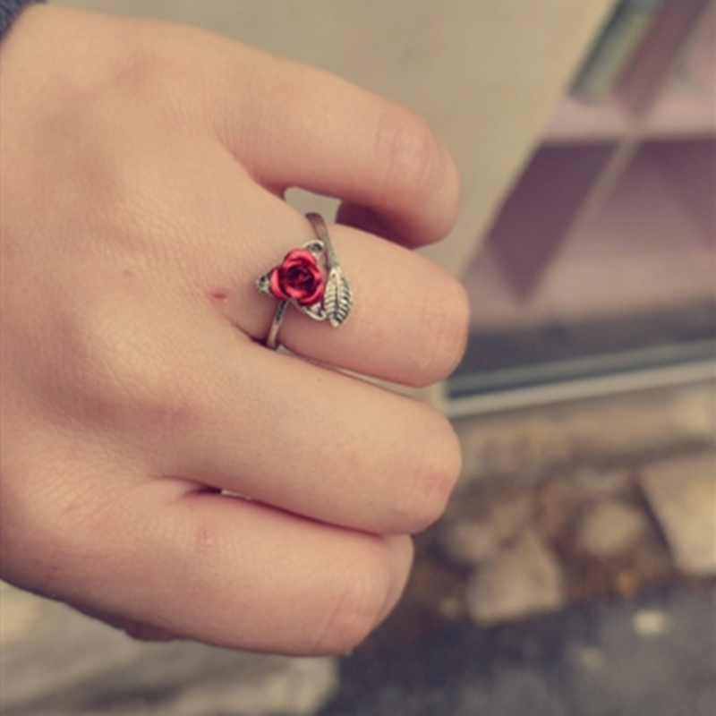 Adjustable Metal Red Rose Ring Adjustable Metal Red Rose Ring