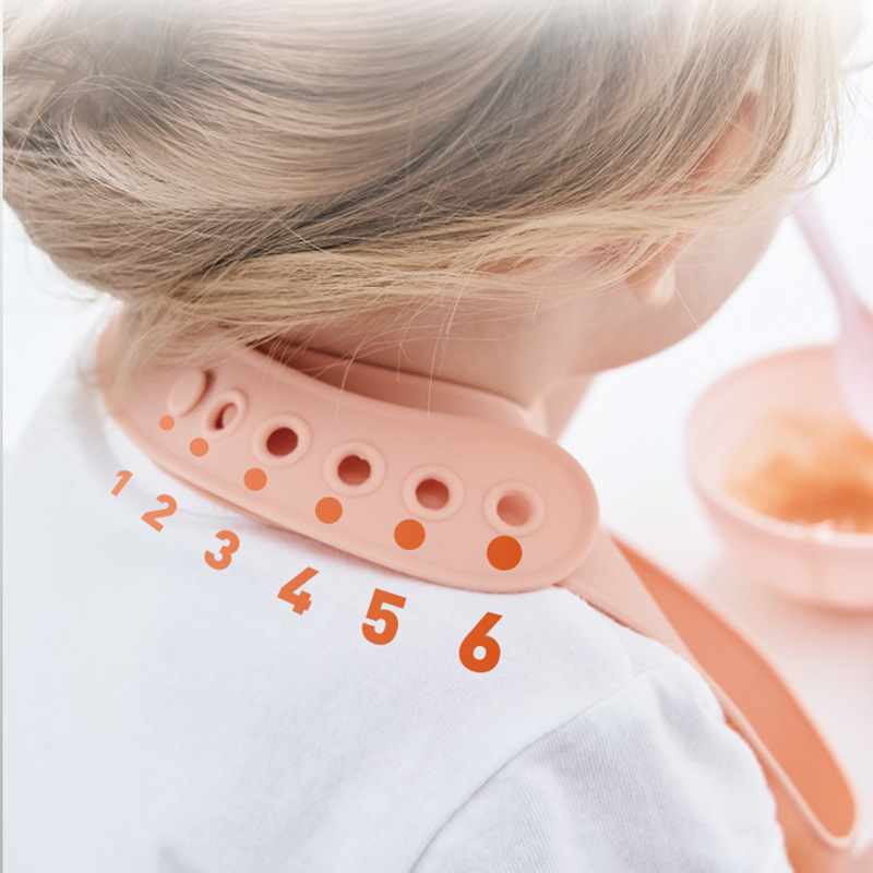 Adjustable Silicone Baby Feeding Bib Adjustable Silicone Baby Feeding Bib