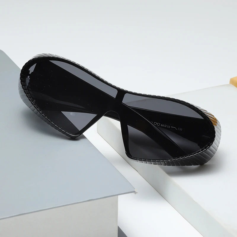 Alien Uv Resistant Sunglasses, Punk Goggles, Futuristic Y2k Large Frame Integrated Sunglasses Alien Uv Resistant Sunglasses, Punk Goggles, Futuristic Y2k Large Frame Integrated Sunglasses
