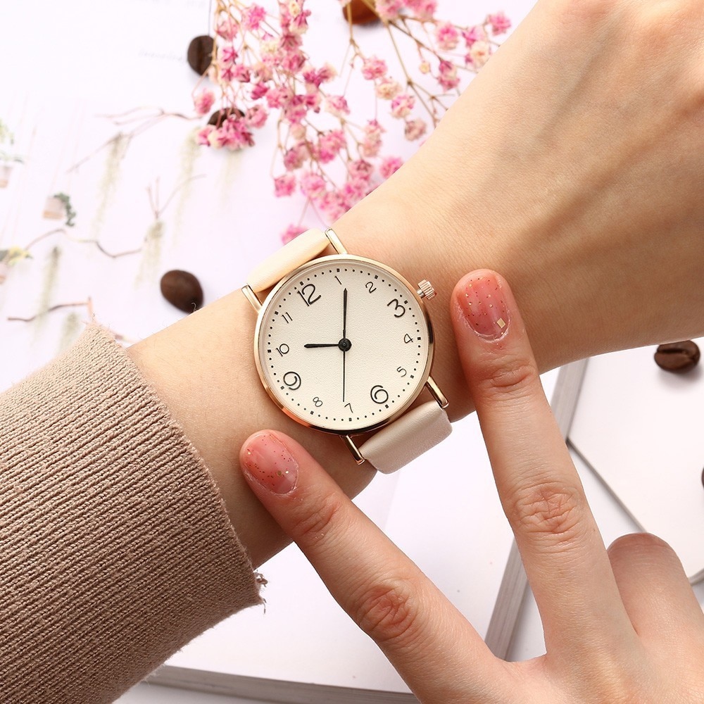 Analog Watch For Women Fashion Accessory Analog Watch For Women Fashion Accessory