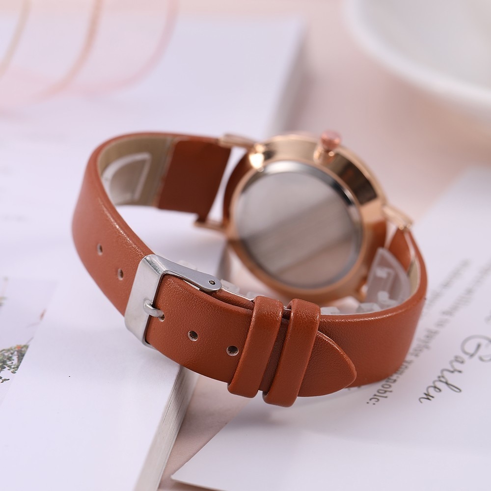 Analog Watch For Women Fashion Accessory Analog Watch For Women Fashion Accessory