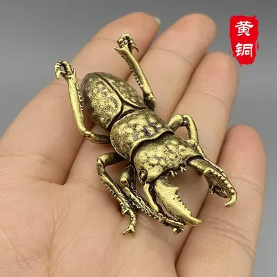 Antique Bronze Beetles Miniature Figurine Small Desk Decorations Vintage Copper Insect Tea Pets Ornament Home Decor Antique Bronze Beetles Miniature Figurine Small Desk Decorations Vintage Copper Insect Tea Pets Ornament Home Decor