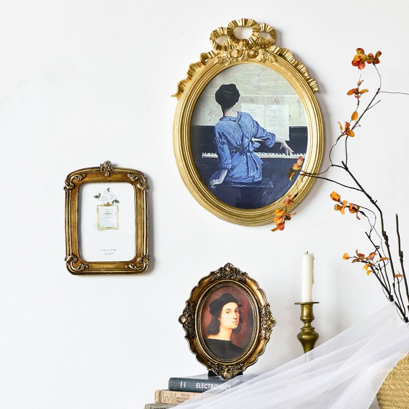 Antique Vintage Photo Frame with Stand Antique Vintage Photo Frame with Stand