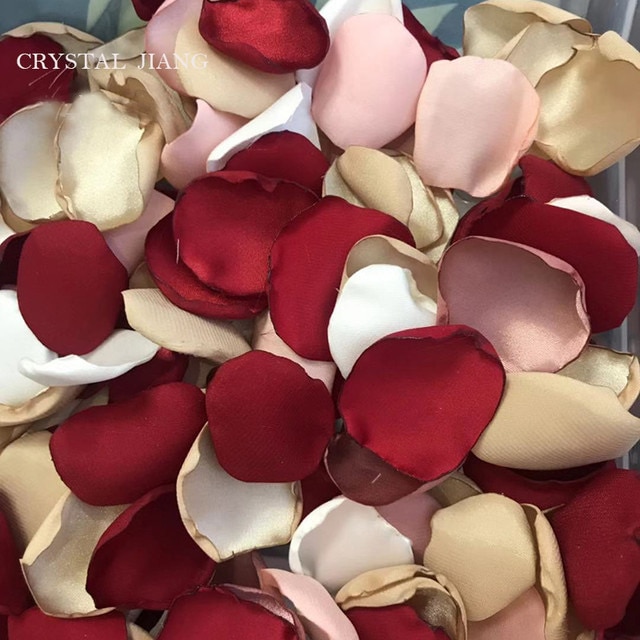 Artificial Rose Petals Party Confetti (100pcs) Artificial Rose Petals Party Confetti (100pcs)