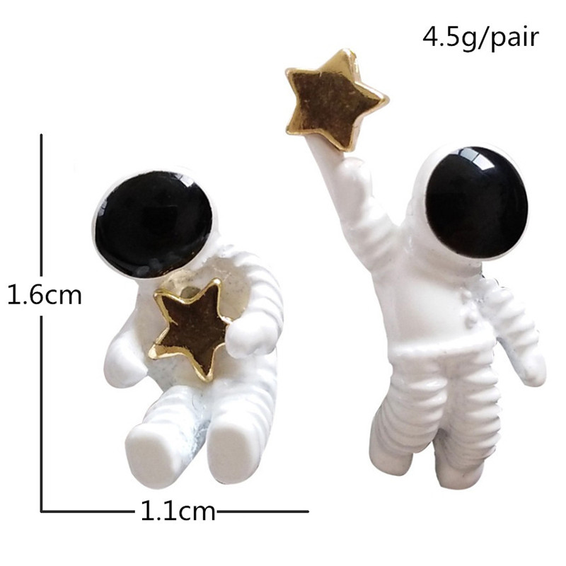 Asymmetrical Astronaut Earrings (1 Pair)