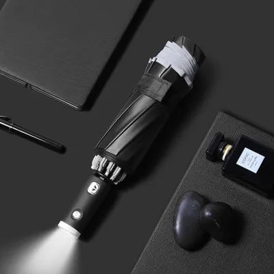 Automatic and Foldable Umbrella Flashlight Automatic and Foldable Umbrella Flashlight