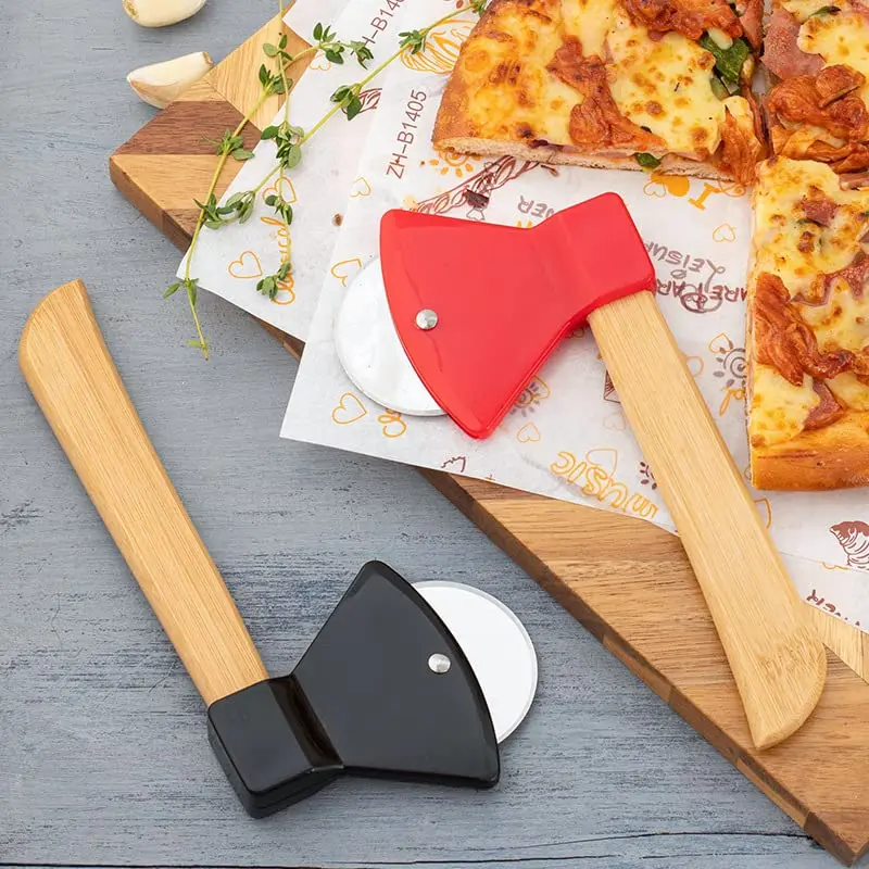 Axe-Type Pizza Cutters With Bamboo Handles and Sharp Rotating Blades for Pizza Bread Cake Axe-Type Pizza Cutters With Bamboo Handles and Sharp Rotating Blades for Pizza Bread Cake