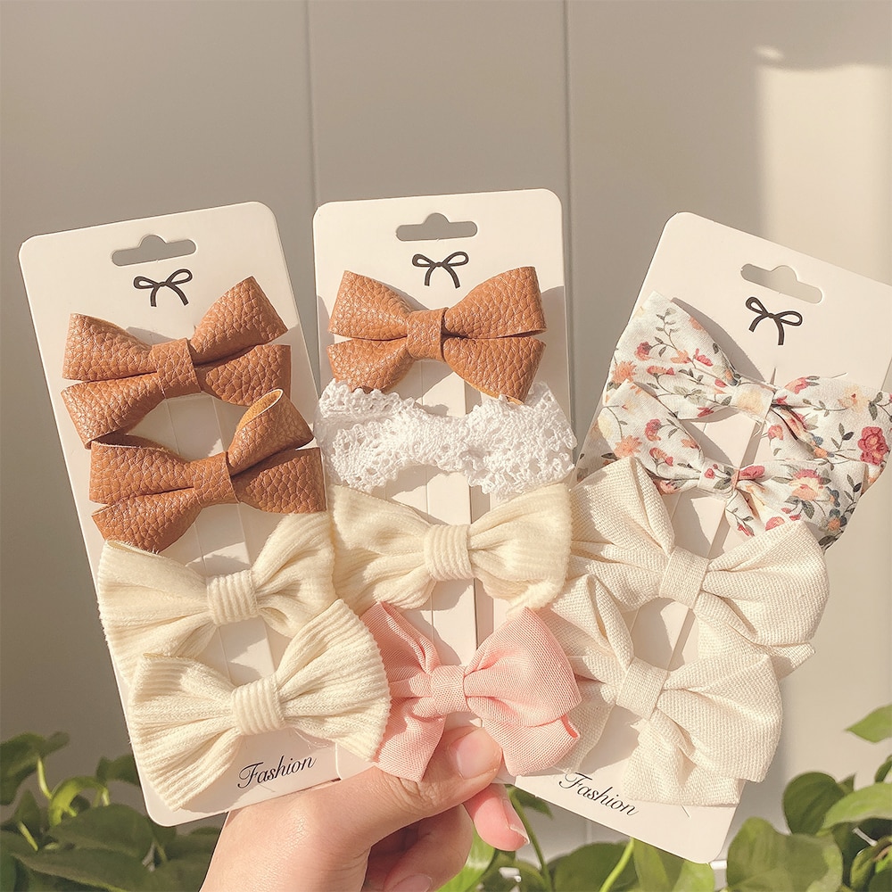 Baby Girl Hair Bows (4 pcs) Baby Girl Hair Bows (4 pcs)